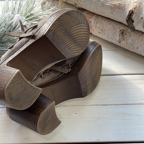 Dansko Deni Fringe Leather Clog Fringe Grey size 5 - Picture 7 of 10